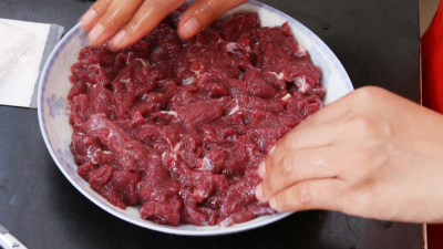 木瓜蛋白酶腌制牛肉，如何防止牛肉嫩化過度？